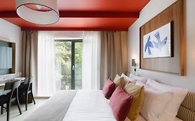 Ironique By Mb Apartments